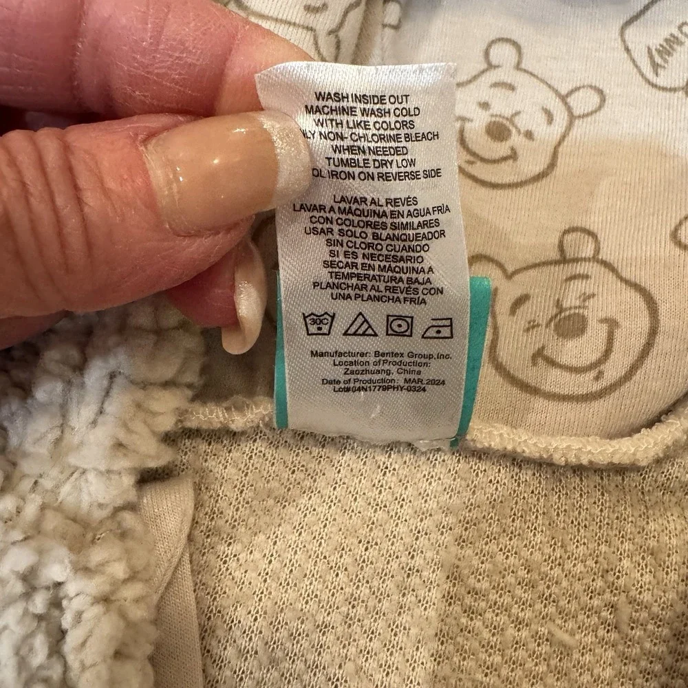 Disney Winnie The Pooh Sherpa Fleece One Piece Pajama Baby Size‎ 6-9 Months